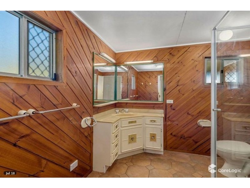 16 Gatfield Street, Newtown QLD 4350