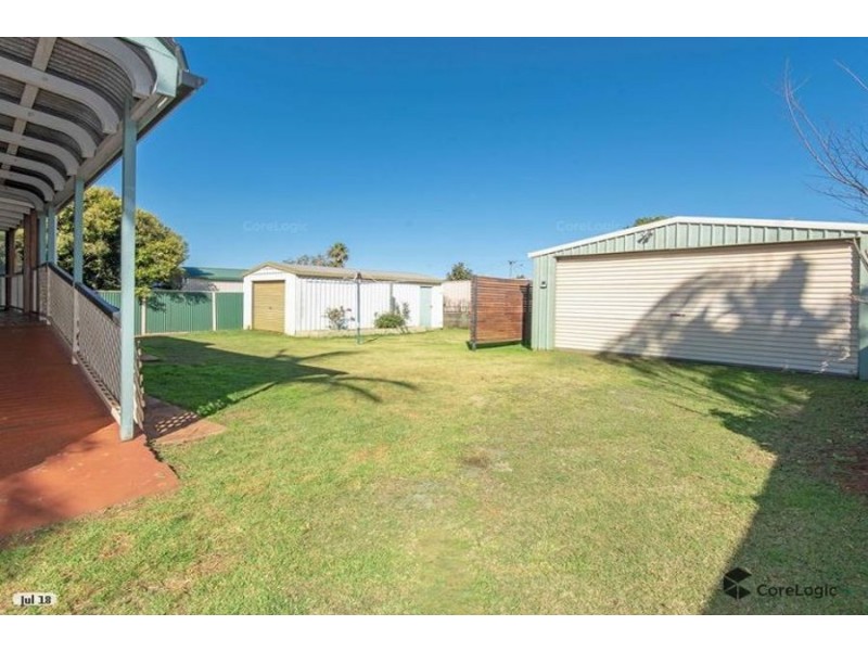 16 Gatfield Street, Newtown QLD 4350