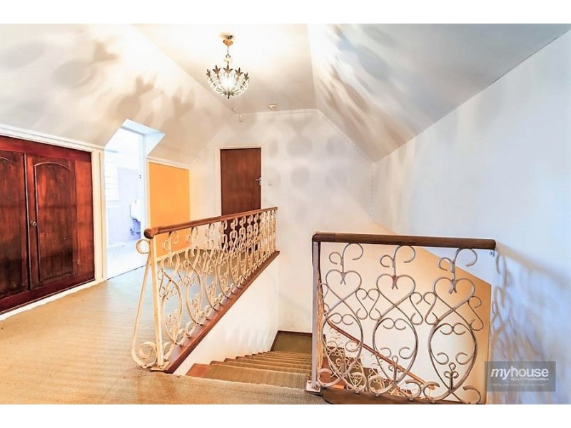 295a West Street, Harristown QLD 4350