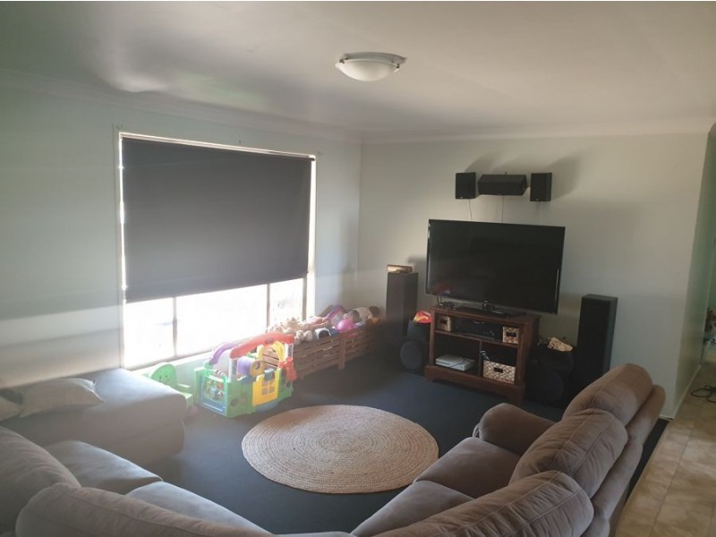 16 Platz Street, Darling Heights QLD 4350