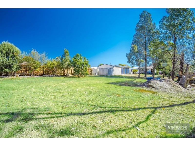 38 Gordon Avenue, Newtown QLD 4350