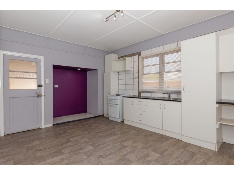 2 Maker Street, Rangeville QLD 4350