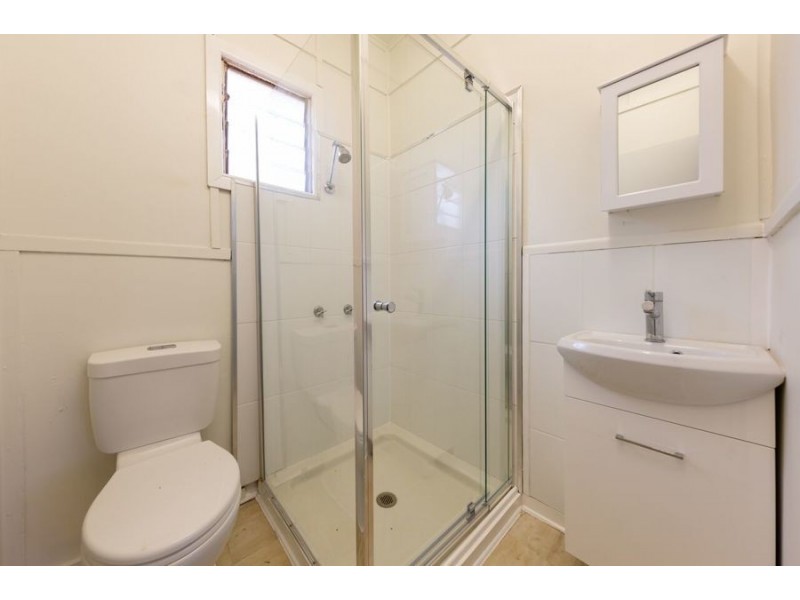 2 Maker Street, Rangeville QLD 4350