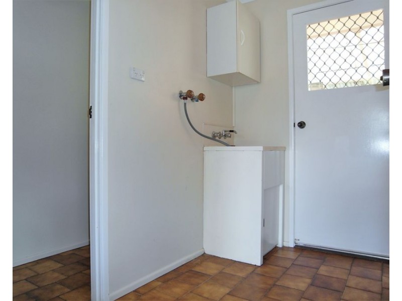 2/1 Nellie Street, Centenary Heights QLD 4350