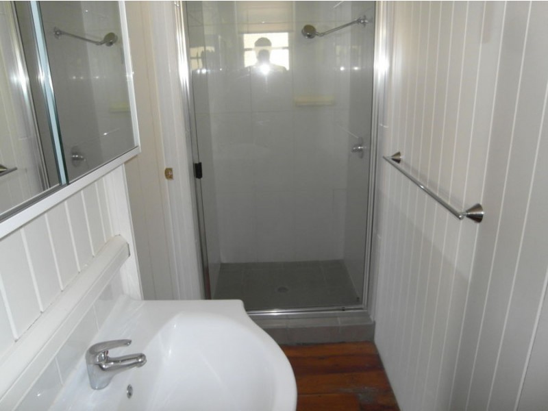 9 Stirling Street, East Toowoomba QLD 4350