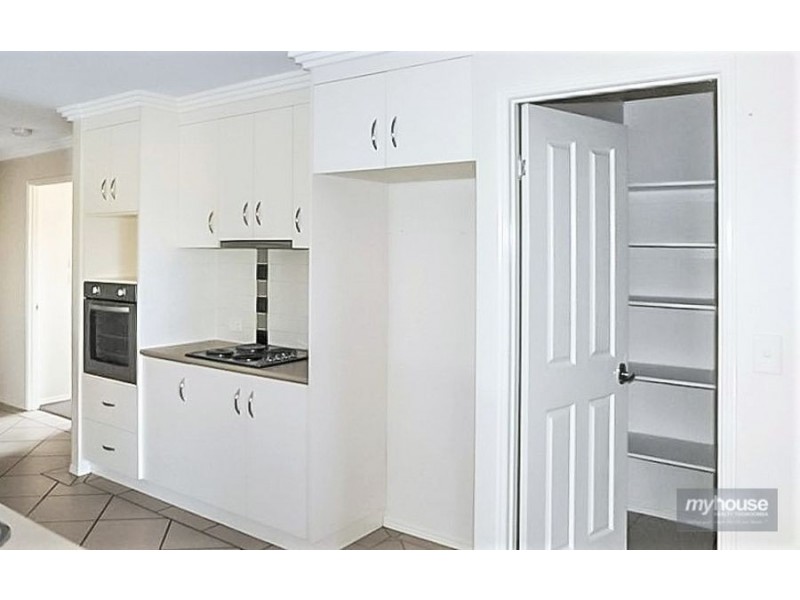 35 Willowburn Drive, Rockville QLD 4350