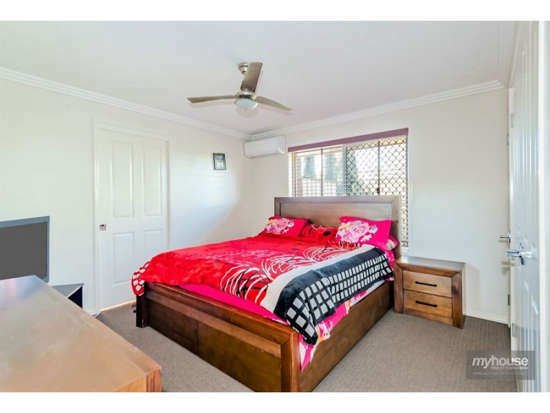 35 Willowburn Drive, Rockville QLD 4350