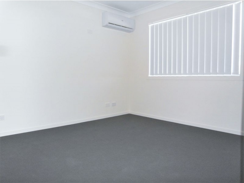 1/172 Handley Street, Darling Heights QLD 4350