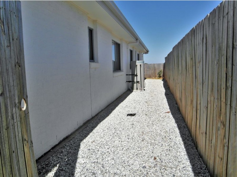 1/172 Handley Street, Darling Heights QLD 4350