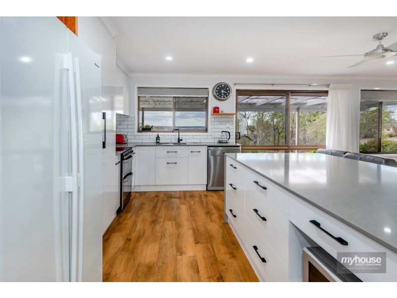 38 Nugent Pinch Road, Cotswold Hills QLD 4350