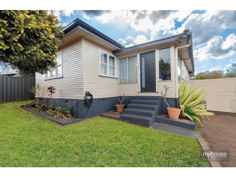 7 Drayton Road, Harristown QLD 4350