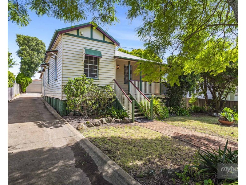 11 First Avenue, Harristown QLD 4350