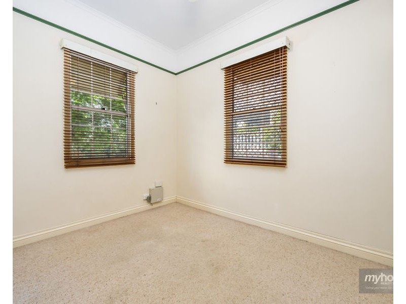 11 First Avenue, Harristown QLD 4350