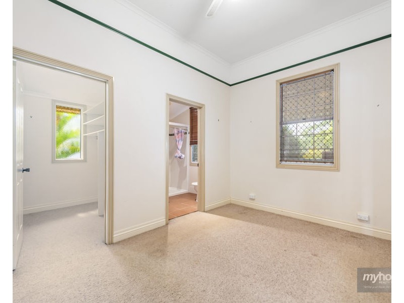 11 First Avenue, Harristown QLD 4350