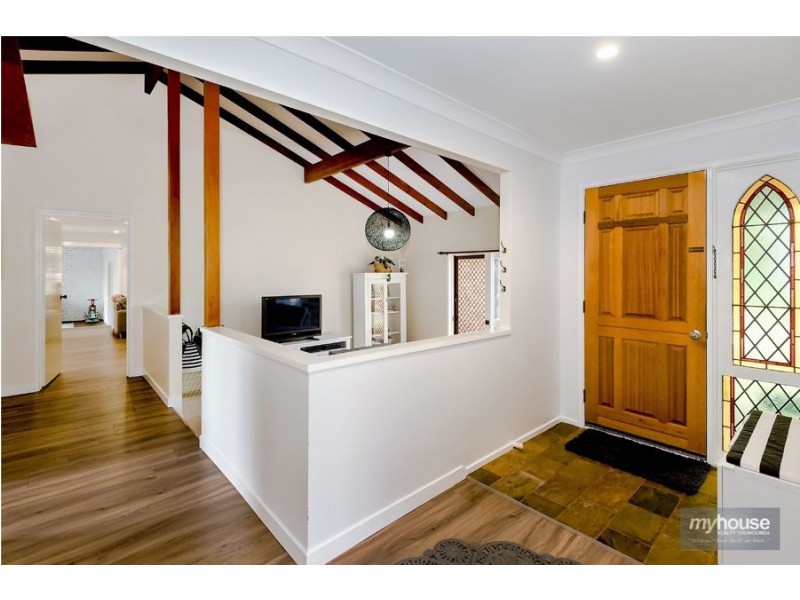 9 Boshammer Street, Rangeville QLD 4350