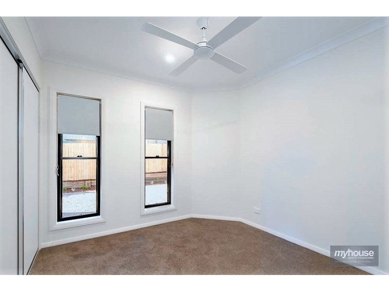 1/192a South Street, Centenary Heights QLD 4350