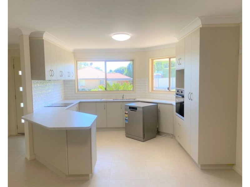 12 Quinlan Court, Darling Heights QLD 4350