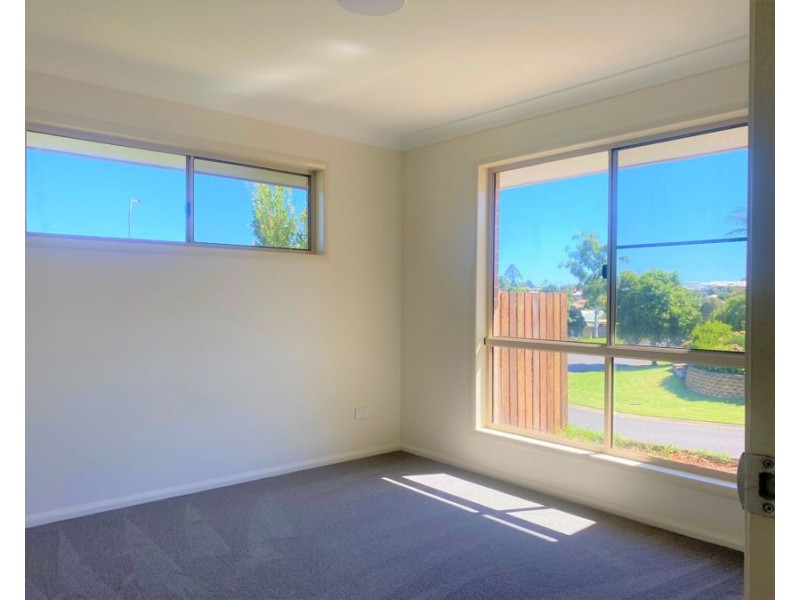 12 Quinlan Court, Darling Heights QLD 4350