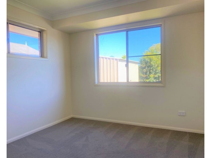 12 Quinlan Court, Darling Heights QLD 4350
