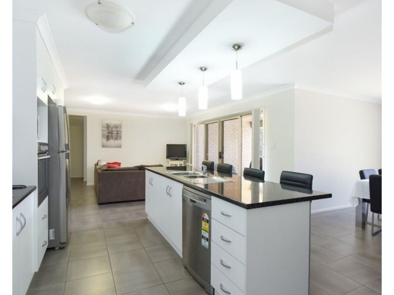23 Coolana Court, Harristown QLD 4350