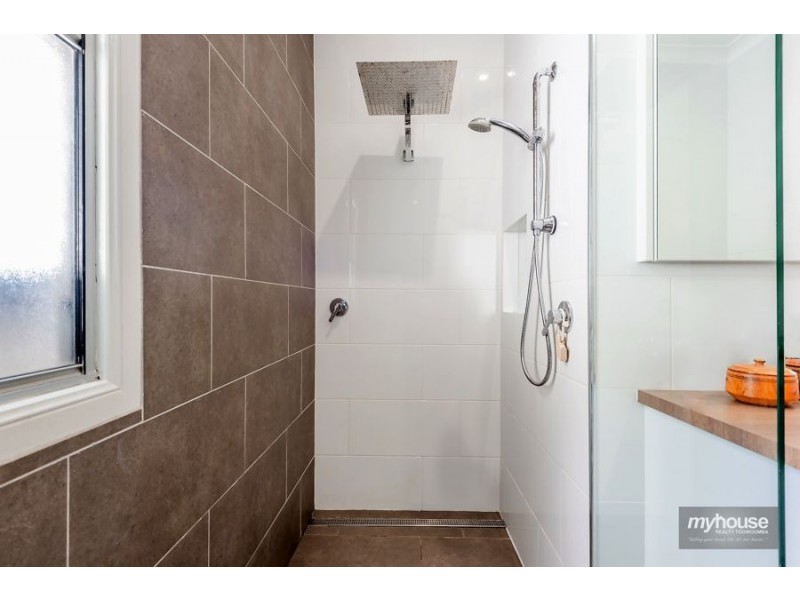 6 Wolseley Street, North Toowoomba QLD 4350