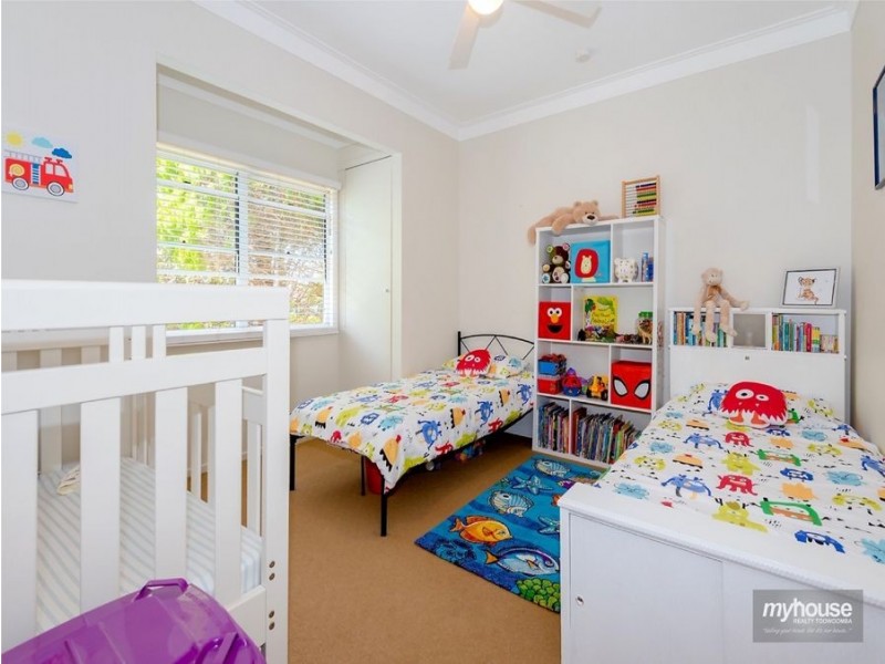 55 Leichhardt Street, Centenary Heights QLD 4350