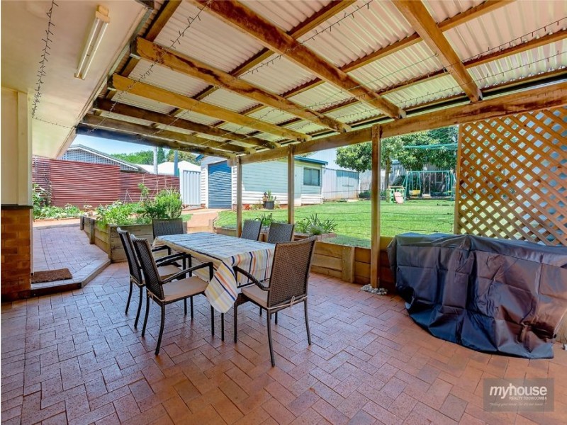 55 Leichhardt Street, Centenary Heights QLD 4350