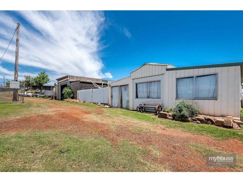 34 Rugby Street, Drayton QLD 4350