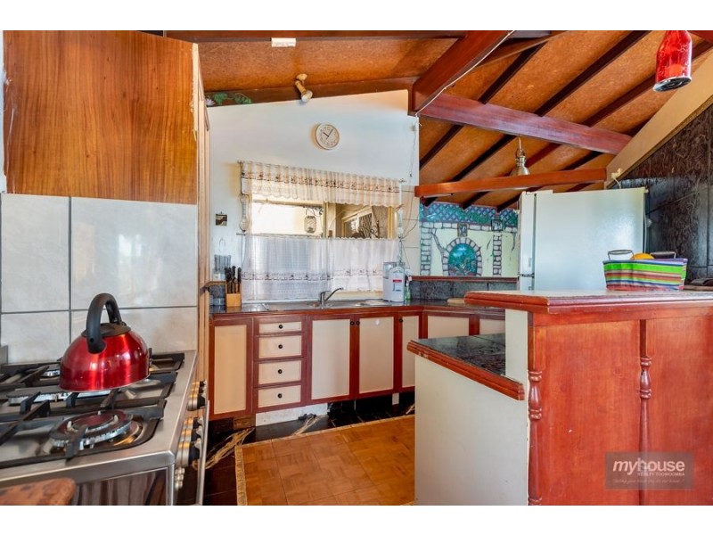 34 Rugby Street, Drayton QLD 4350