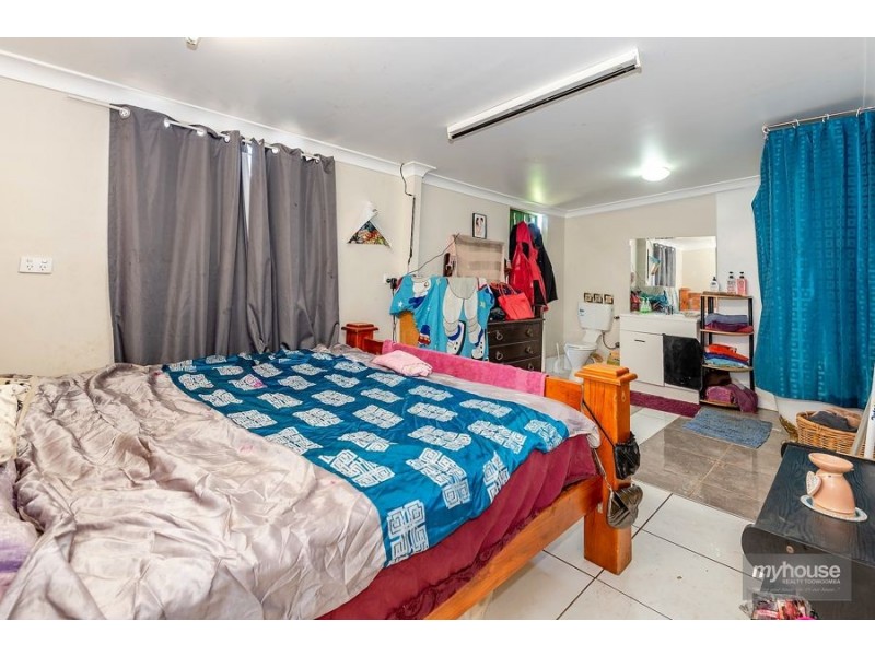 34 Rugby Street, Drayton QLD 4350