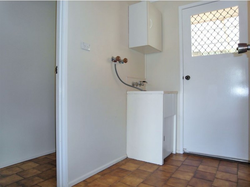 1 Nellie Street, Centenary Heights QLD 4350