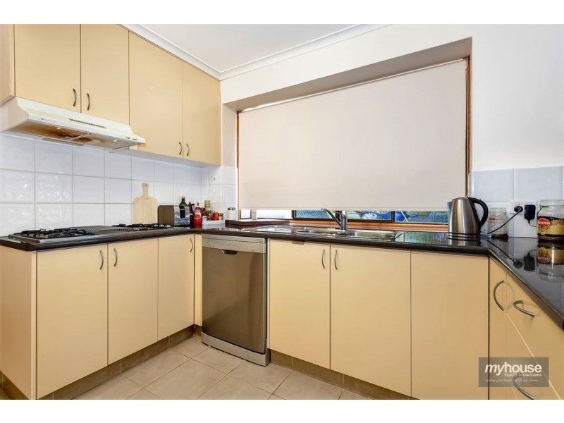 1 Mollison Court, Wilsonton QLD 4350