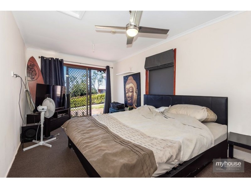 1 Mollison Court, Wilsonton QLD 4350