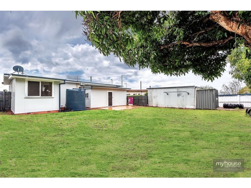 24 Loch Street, Centenary Heights QLD 4350