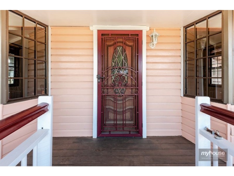 7 Wombyra Street, Newtown QLD 4350