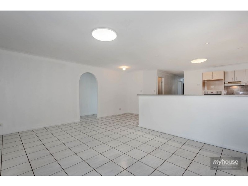 17 Kayser Court, Darling Heights QLD 4350