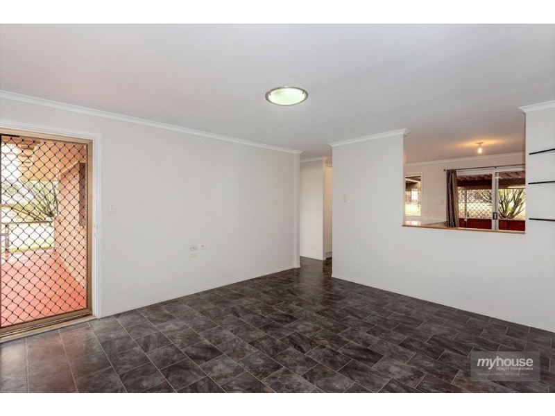 25 Melway Crescent, Harristown QLD 4350