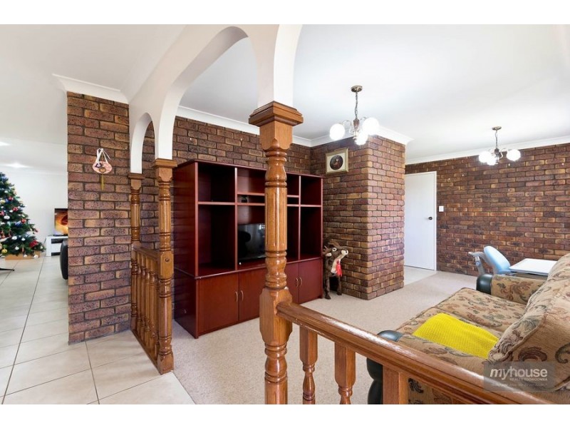 11 Hanna Court, Kearneys Spring QLD 4350