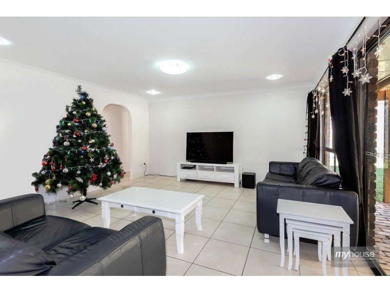 11 Hanna Court, Kearneys Spring QLD 4350