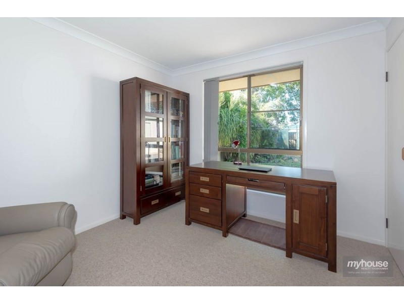 11 Hanna Court, Kearneys Spring QLD 4350