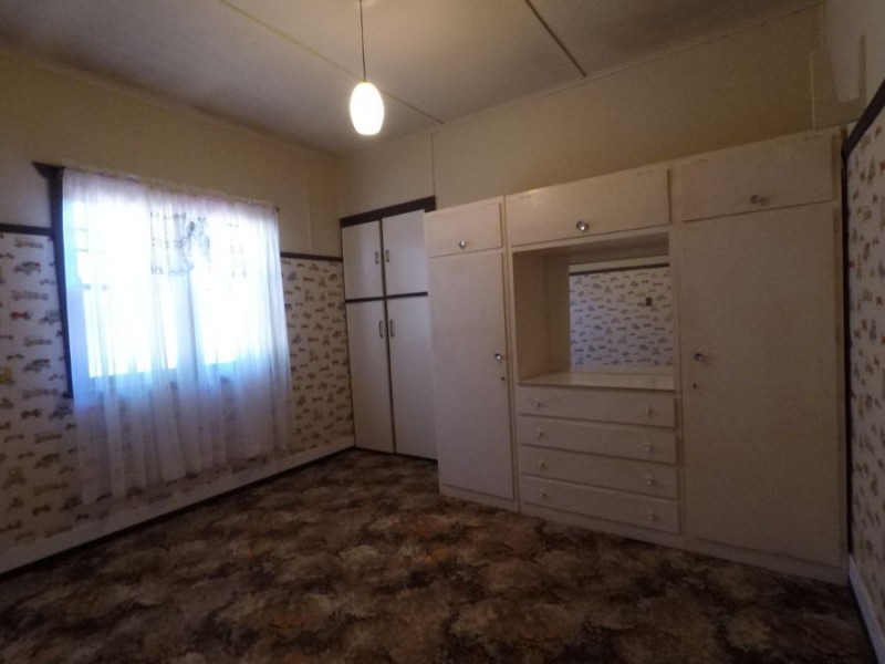 17 Priest Street, Rockville QLD 4350