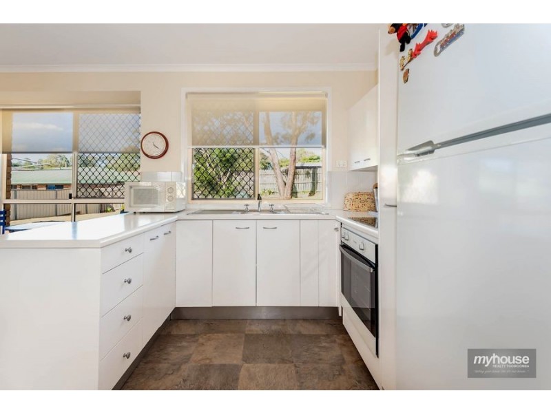 4 Kayser Court, Darling Heights QLD 4350