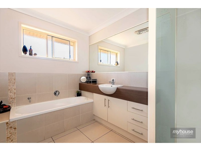 7/30 Gipps Street, Drayton QLD 4350