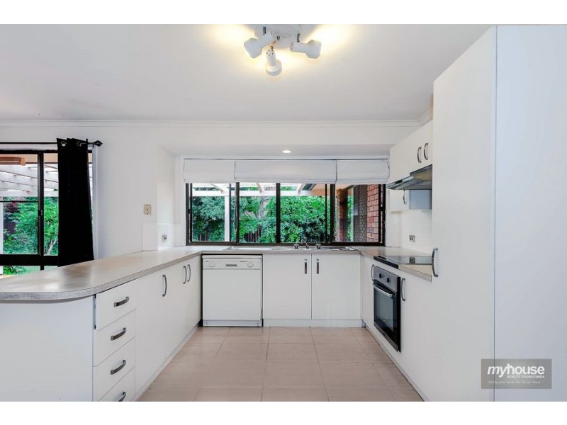 11 Boshammer Street, Rangeville QLD 4350