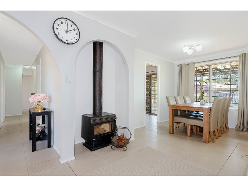 2 Chardonnay Street, Wilsonton Heights QLD 4350