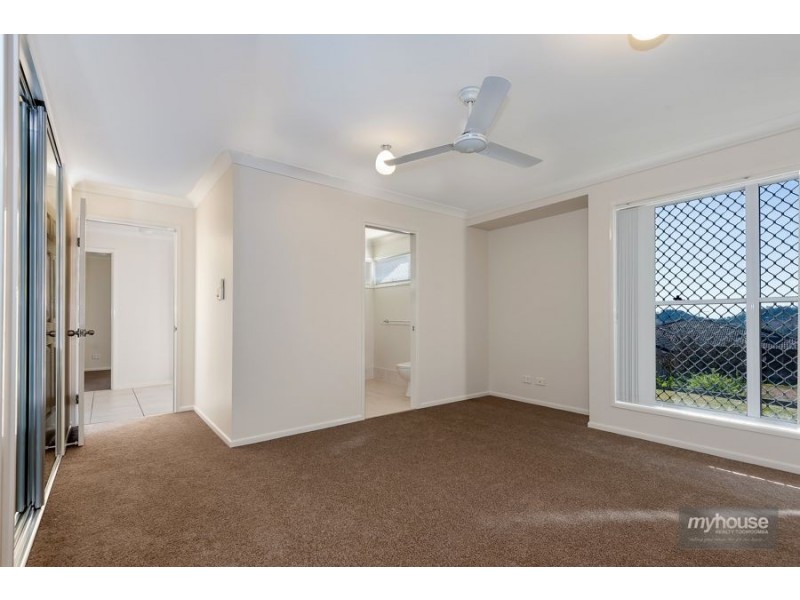 16 Diamantina Drive, Glenvale QLD 4350