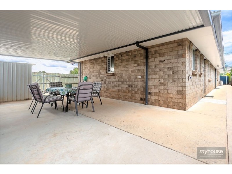 2 Baird street, Kearneys Spring QLD 4350