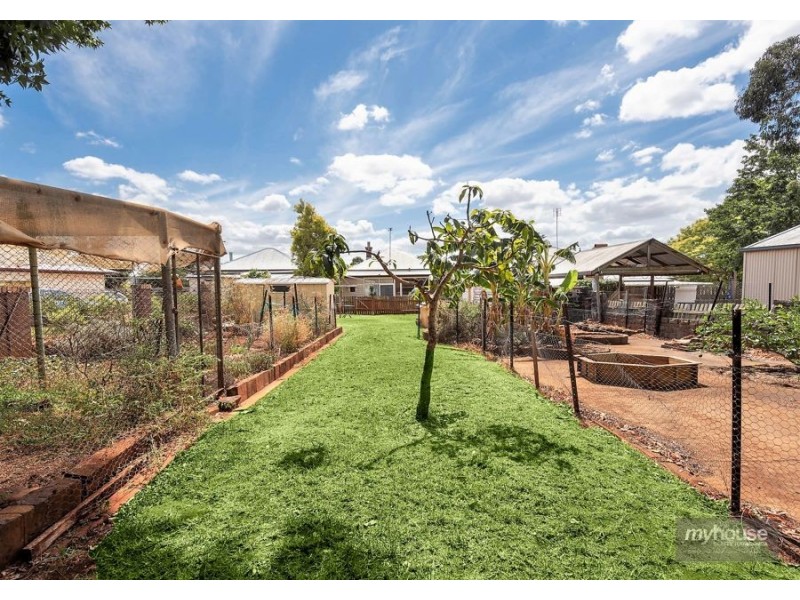 3 Eve Street, South Toowoomba QLD 4350