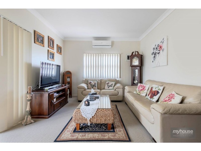 301 Tor Street, Wilsonton QLD 4350