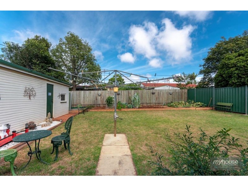 301 Tor Street, Wilsonton QLD 4350